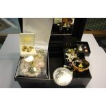 Jewellery box and various costume jewellery