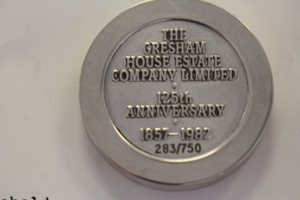 Gresham House shareholders silver medallion 94g - Image 2 of 4