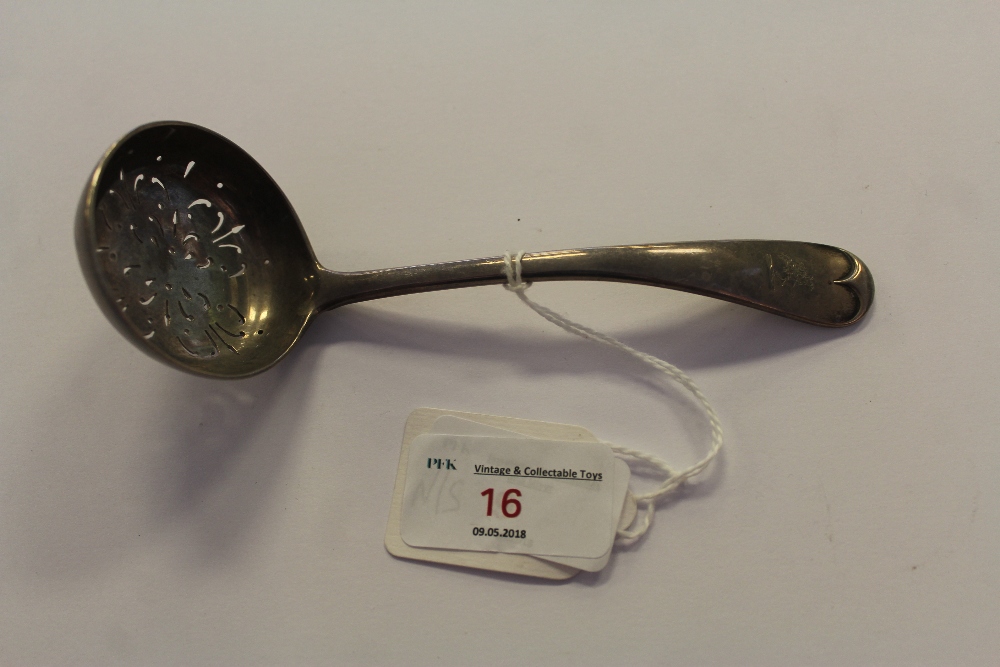 George V silver rat tail sifter spoon by Garrard & Co, London, 1913