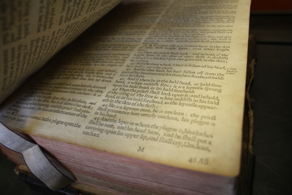 17th/18th Century metal mounted leather bound Kings James Bible (a.f.) - Image 2 of 2