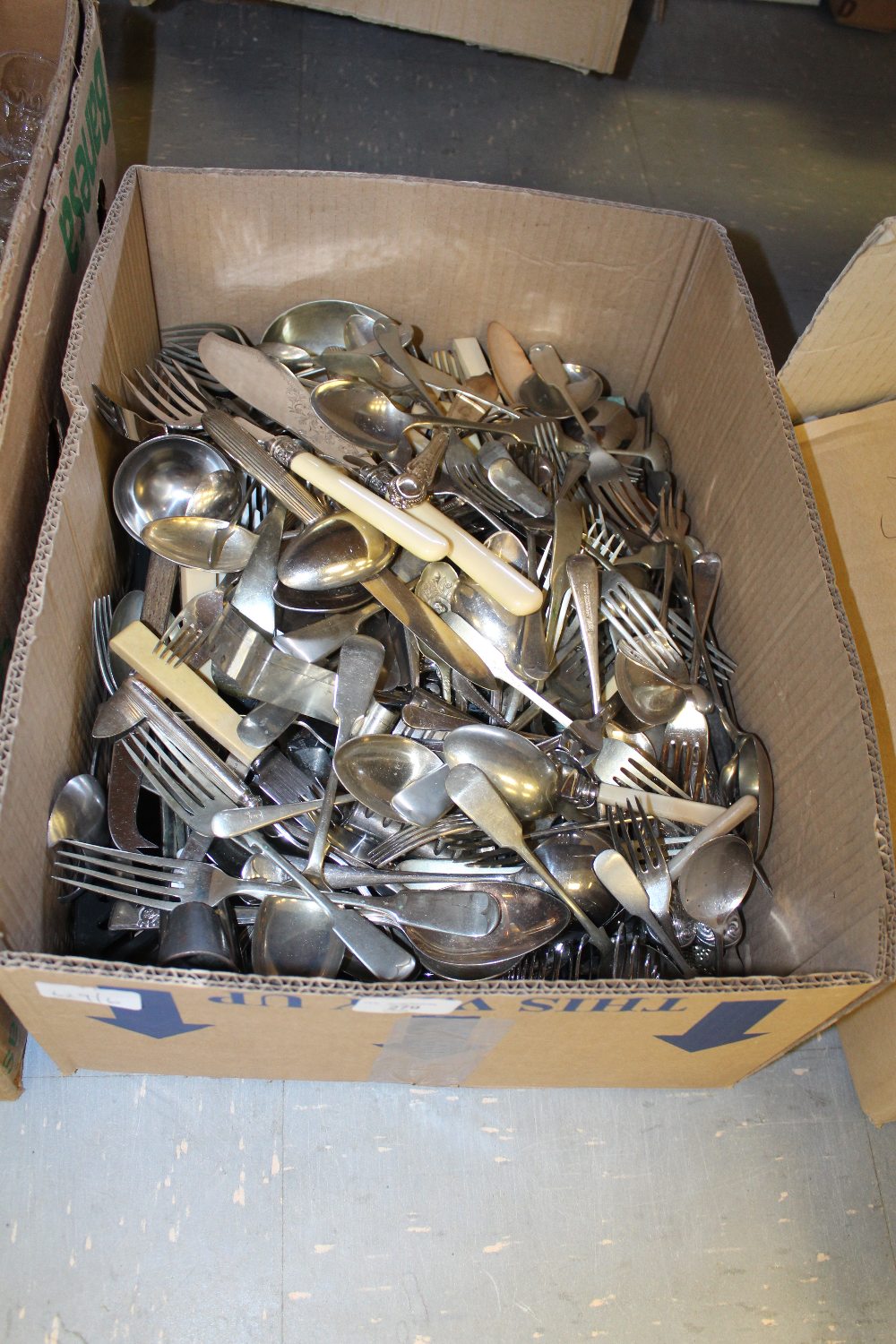 Box of plated cutlery