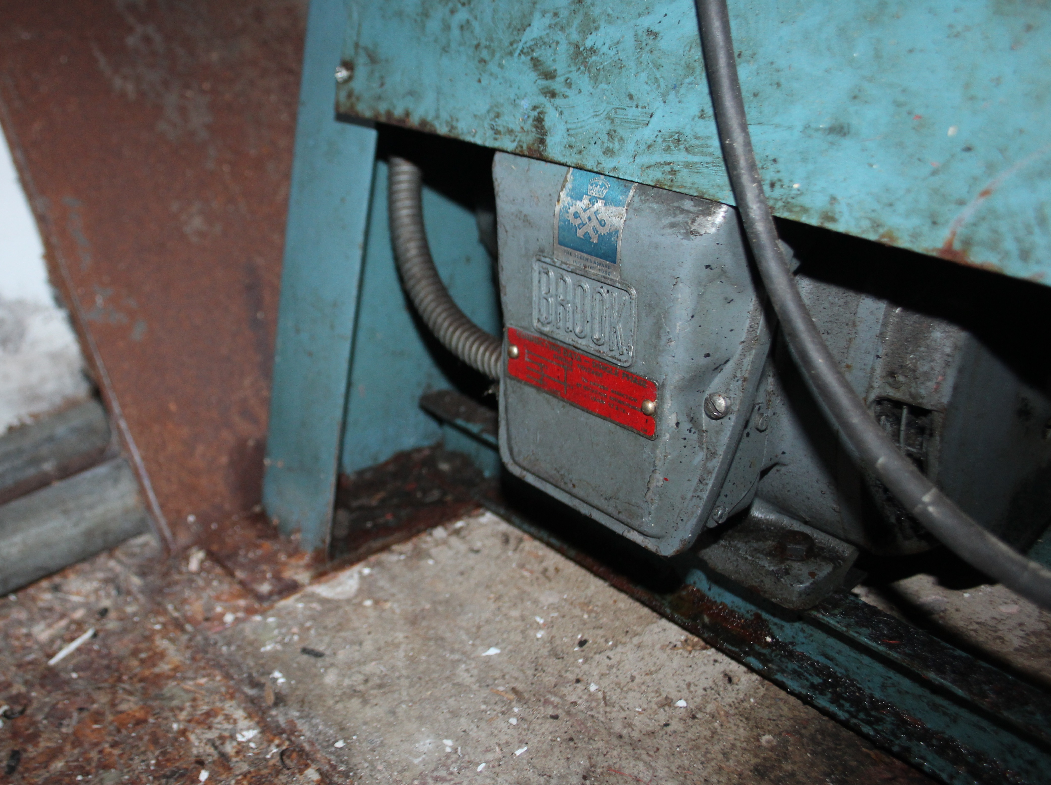 Brook Powercut 20 inch paper cutting machine formerly used by The Rapid Printing Service, - Image 3 of 4