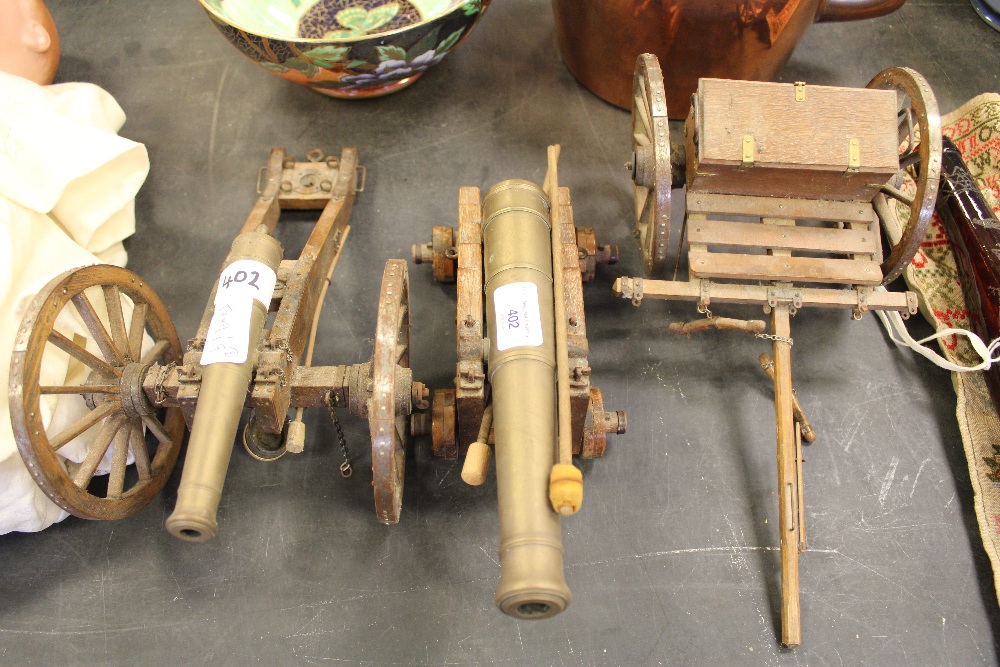 2 Model Brass Canons & Model Trap