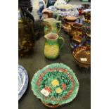 4 pieces of Majolica