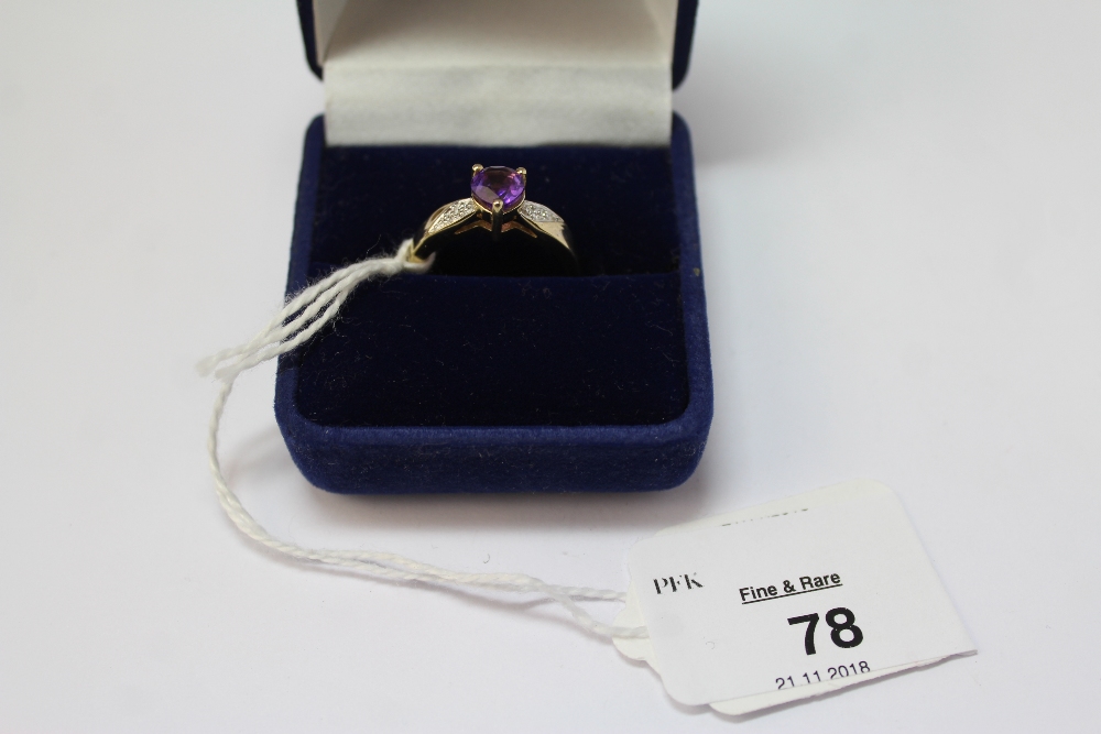 9ct gold amethyst ring, heart shaped central stone approx 0.39ct, diamond set shoulders, size O - Image 2 of 2