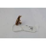 9ct gold Golfing pendant/charm, weight 7.2 grams