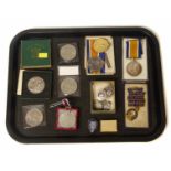 Pair of WW1 medals for P.T.E. P.R. Starmer, R.W. Kent and one other, four silver golf medals and a