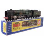 Hornby Dublo boxed 4-6-2 S.R. West Country locomotive Dorchester and Tender, model number 3235. No