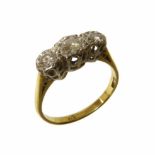 Diamond 3-stone illusion set 18ct gold ring, total diamond weight approx. 0.50ct No condition