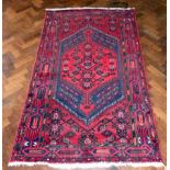 Hamadan rug No condition reports for this sale.