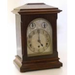 German three-train movement mantle clock with Westminster chime and oak casing Unfortunately we