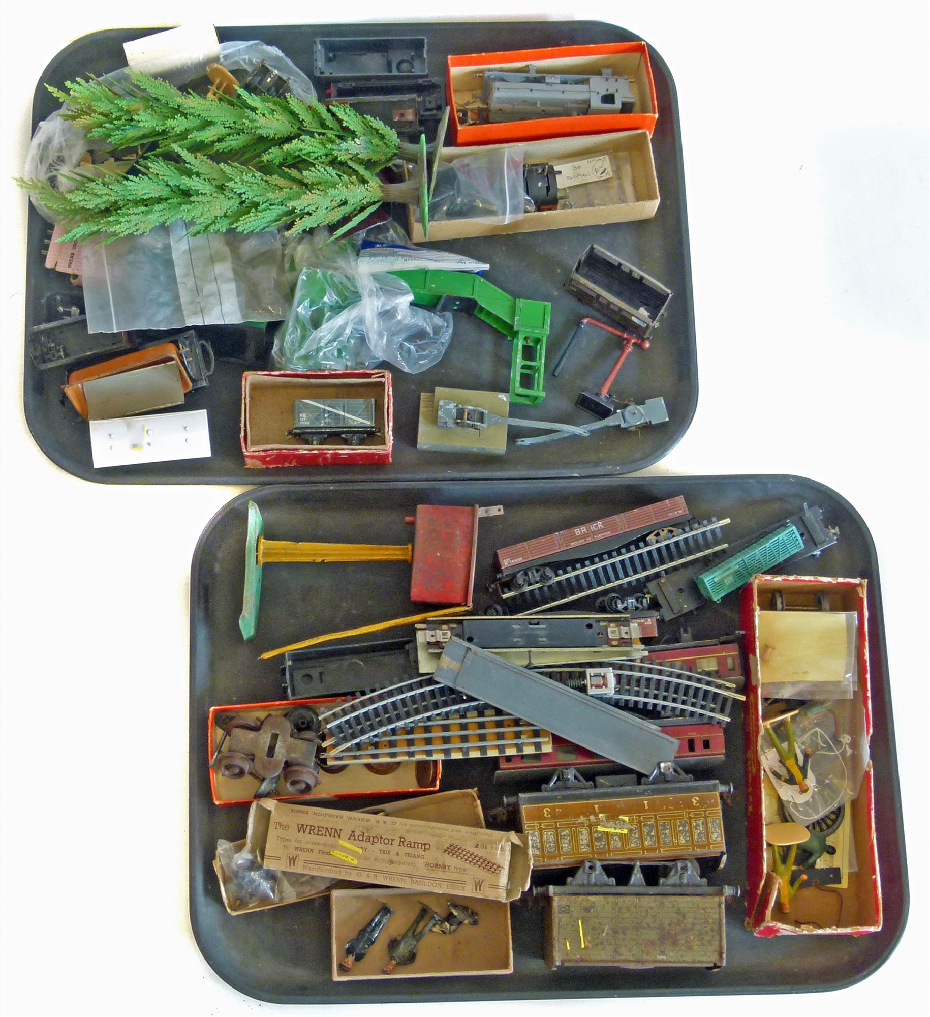 Two trays of mixed model railway items and parts Unfortunately we are not doing condition reports