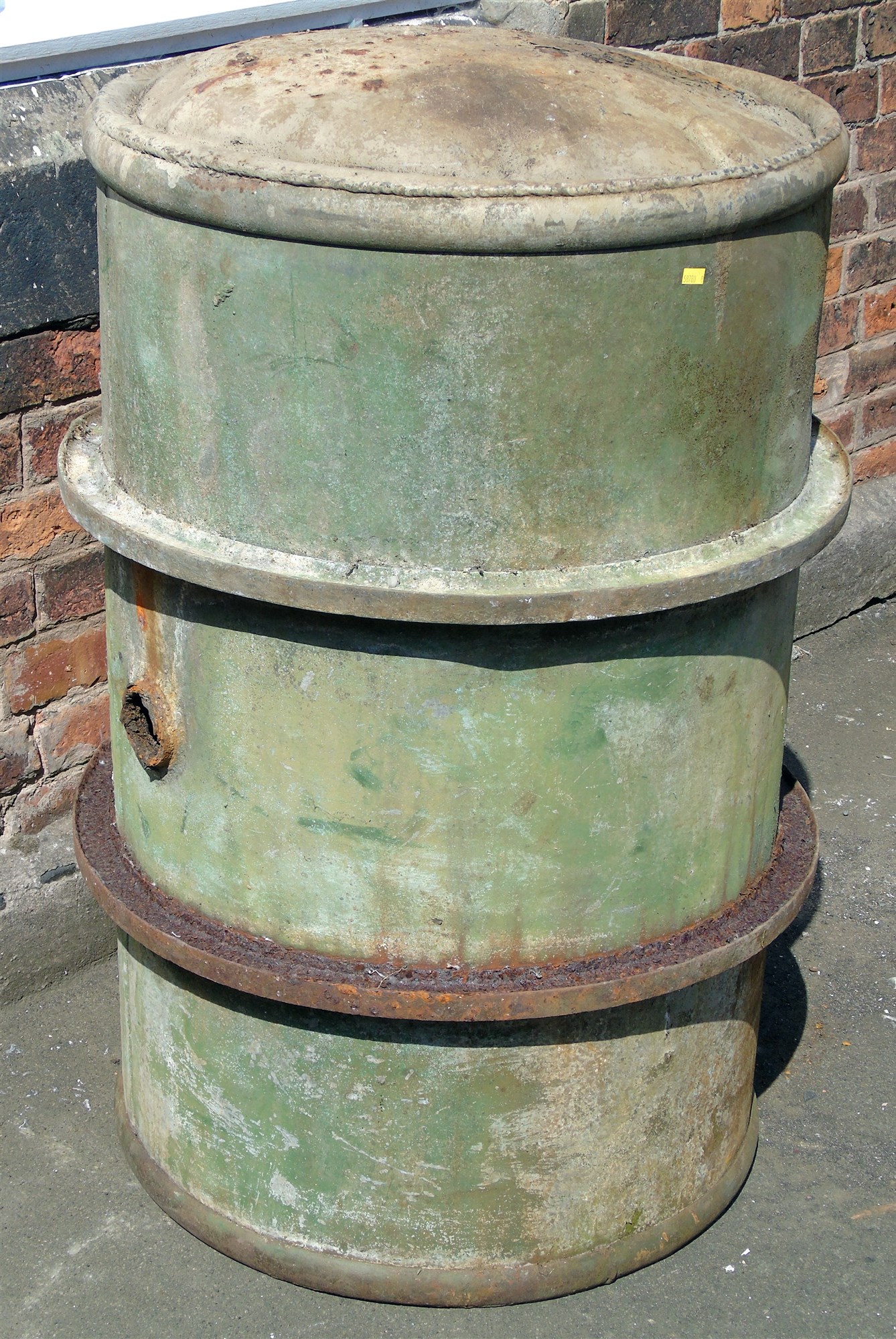 Cast iron steel industrial drum Unfortunately we are not doing condition reports for this sale.