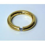 An 18ct yellow gold ring (diamond solitaire) Condition reports are not available for this sale.
