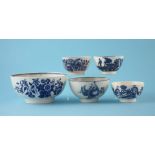 Two Caughley bowls and three tea bowls circa 1780, printed with three Flower, Fence, Pleasure