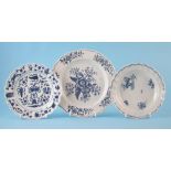 Three Worcester plates circa 1770-1780 , one printed with Pine cone pattern, another with Fruit