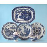 Chinese export porcelain, to include meat plate, two plates, soup bowl, slop bowl and tea caddy, all