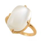 Moonstone solitaire yellow gold ring