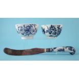 Worcester knife haft circa 1770, painted with under glaze blue flowers and fitted with a Victorian