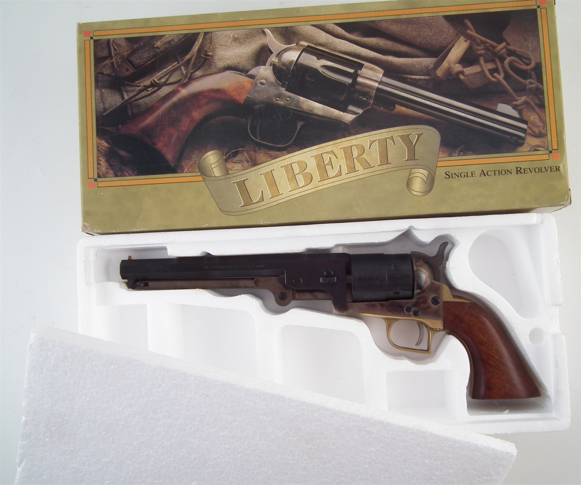 Pietta Western 1851 Navy 9mm blank fire revolver,  with square back trigger guard, miss matching - Image 4 of 4