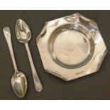 A 20th century square silver dish together with two Georgian silver teaspoons Conditions reports are