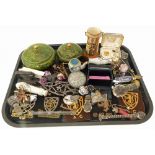 A mixed lot of collectables including a Chinese cloisonné pot, Chinese paperweight, Doulton