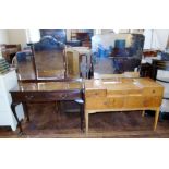 Oak dressing table with triple mirror, oak single mirror dressing table Condition reports are not