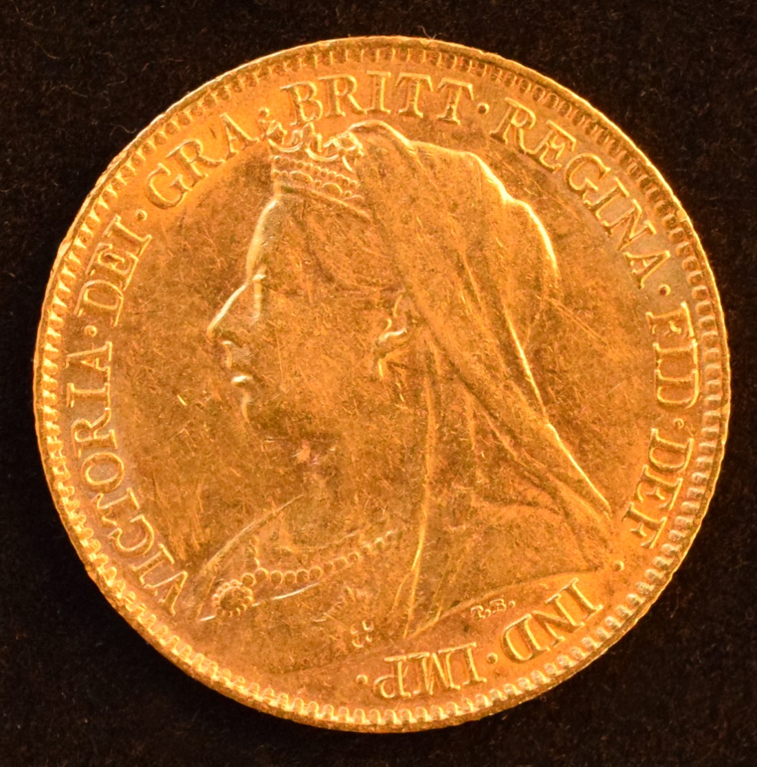 Queen Victoria, Half-Sovereign, 1895, Old veiled bust l. R. St George, London Mint, edge milled,