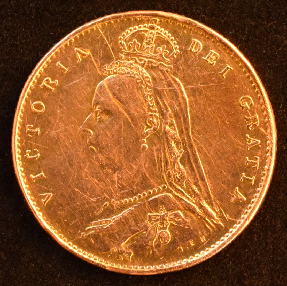 Queen Victoria, Half-Sovereign, 1887, Jubilee bust l. R. High shield, edge milled, gold, weight 3.