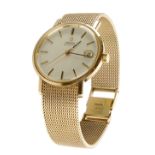 Gent's Omega automatic yellow gold bracelet watch, round white dial applied batons, date window to