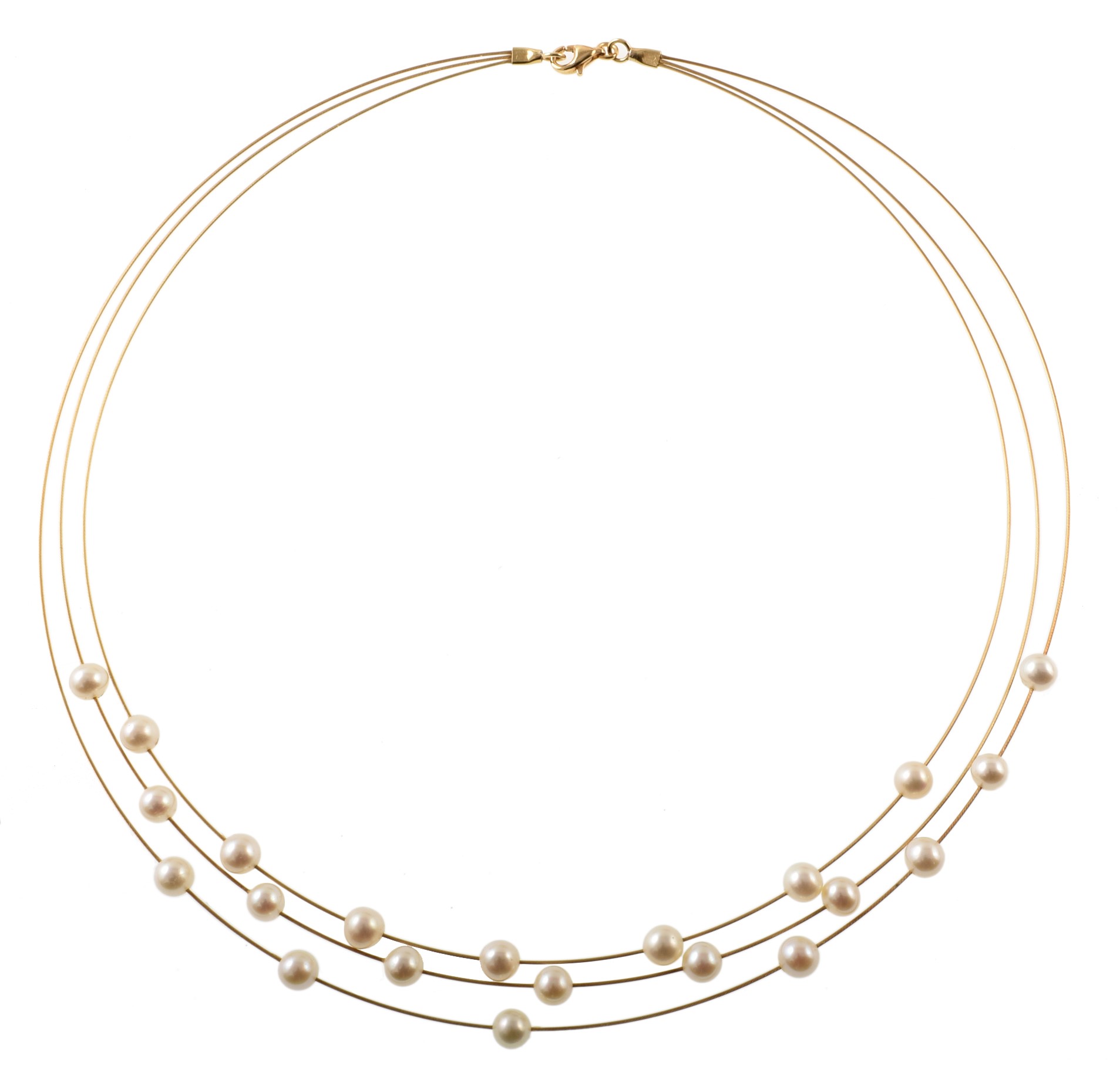 Mikura 3-row cultured pearl yellow gold necklace , cultured pearls measuring approx. 6mm diameter,