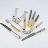 A collection of silver plated cutlery, to include kings pattern pieces, caddy spoons etc