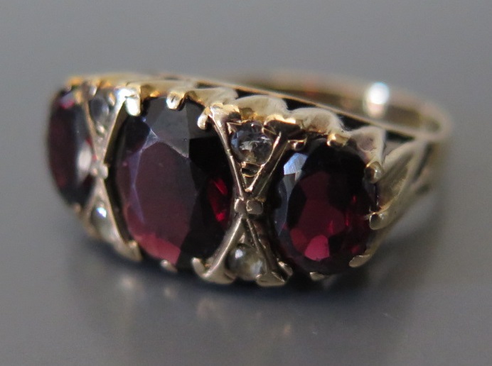 A 9ct Gold Garnet and Diamond Dress Ring, size P, 4.3 g - Image 2 of 2