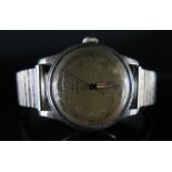 On Omega Gent's Wristwatch in steel case, c. 1950's, running