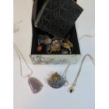 A Selection of Silver Jewellery etc
