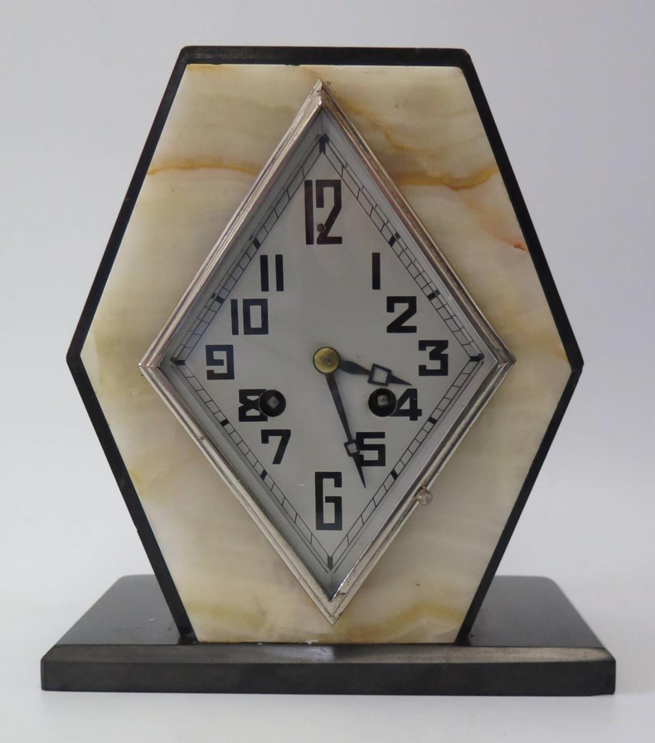 An Art Deco Marble Mantle Clock, 22cm high