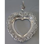 A Victorian Silver Heart Shaped Dish, Birmingham 189, no liner