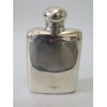 A Victorian Silver Hip Flask, Chester 1900, W.M., 121g