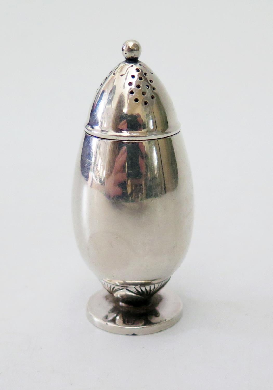 A Georg Jensen Silver Pepper, marked 629A, 1906 London import marks, 43g, 7cm