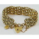 A 9 carat gold bracelet,