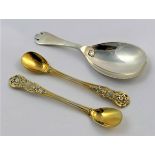 A pair of French first standard (.950) silver gilt condiment spoons c1880, 8.