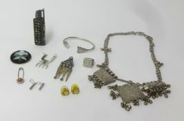 Various middle eastern and other jewellery