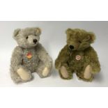 Steiff, Classic Teddy Bear No.004995 and Classic Teddy Bear No.004810 (2).