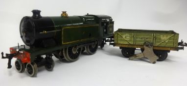 Hornby No 2 special clockwork tank locomotive GW No '2221' on GW style plate (1936-1941) with GWR