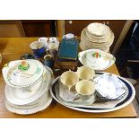 Quantity of ceramics including Woods Ivory 1930's dinner service.