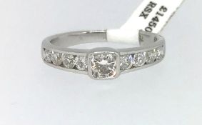 An 18ct diamond set ring.