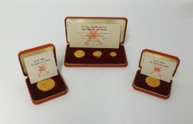 GOLD COINS Oman, Qabus bin Sa'id (1970 - ), gold Omani Rial, (1974), in original red presentation