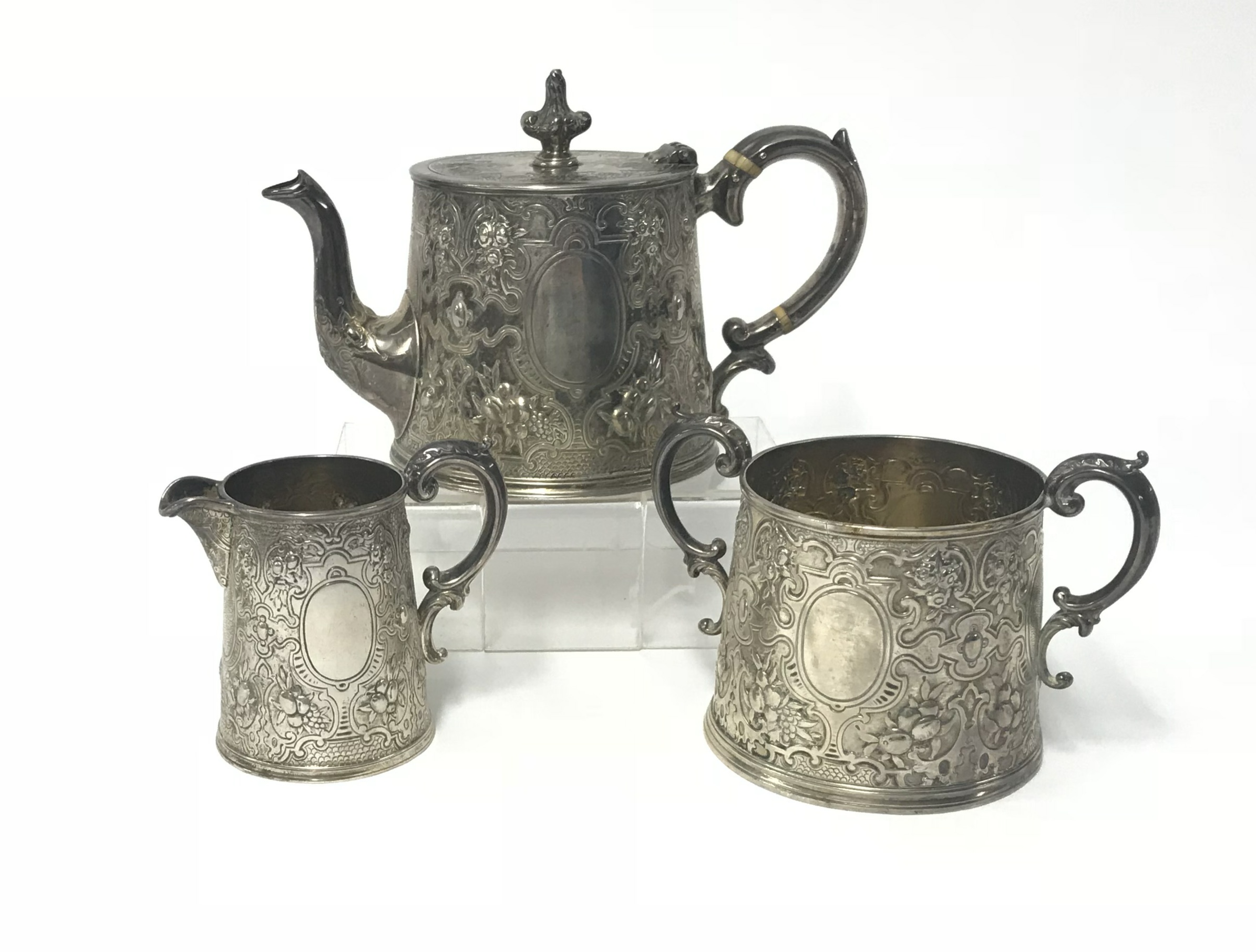 A Victorian Scottish silver three piece tea set, John Muirhead and Son, Glasgow, circa 1871,