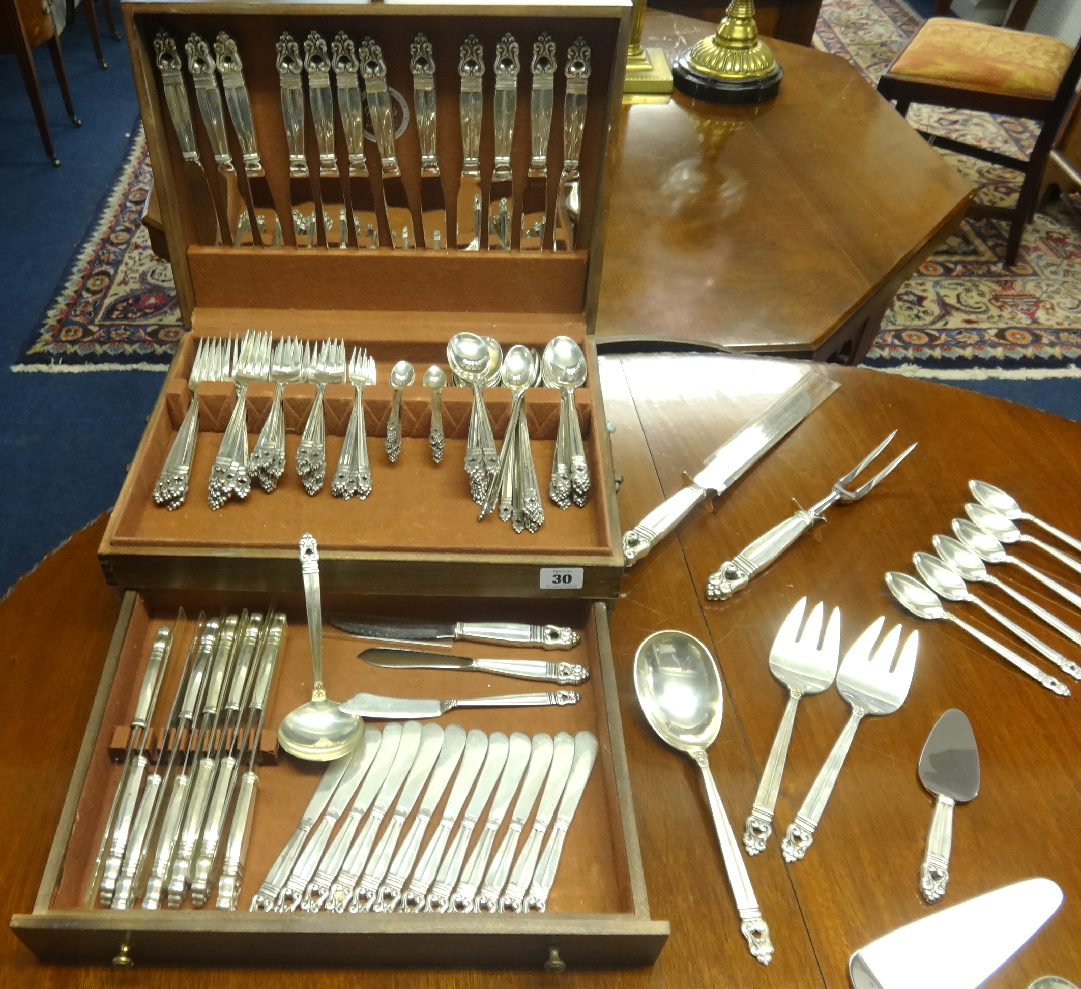 An American sterling silver flatware service, by International Silver Co, Meriden, CT, 20th century, - Image 3 of 3