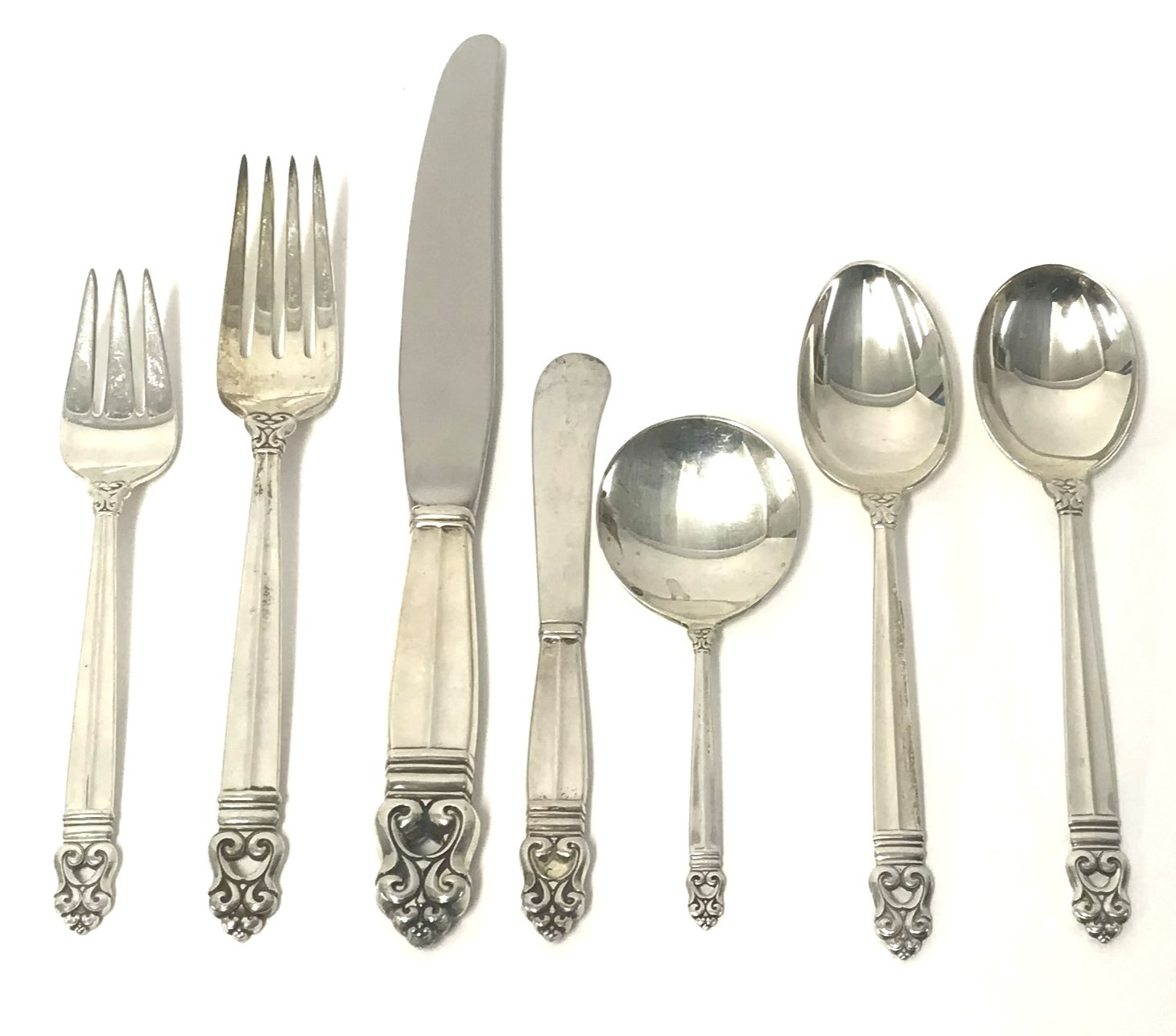 An American sterling silver flatware service, by International Silver Co, Meriden, CT, 20th century,